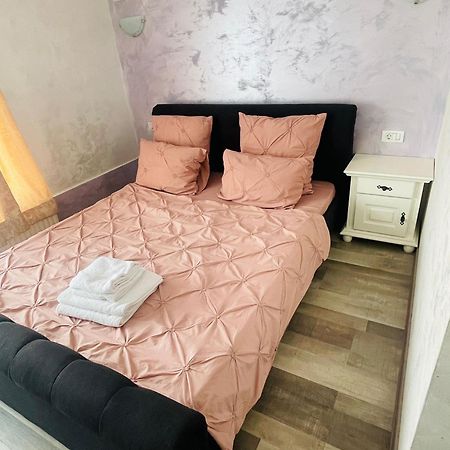 Urban Suites Iasi Exteriör bild