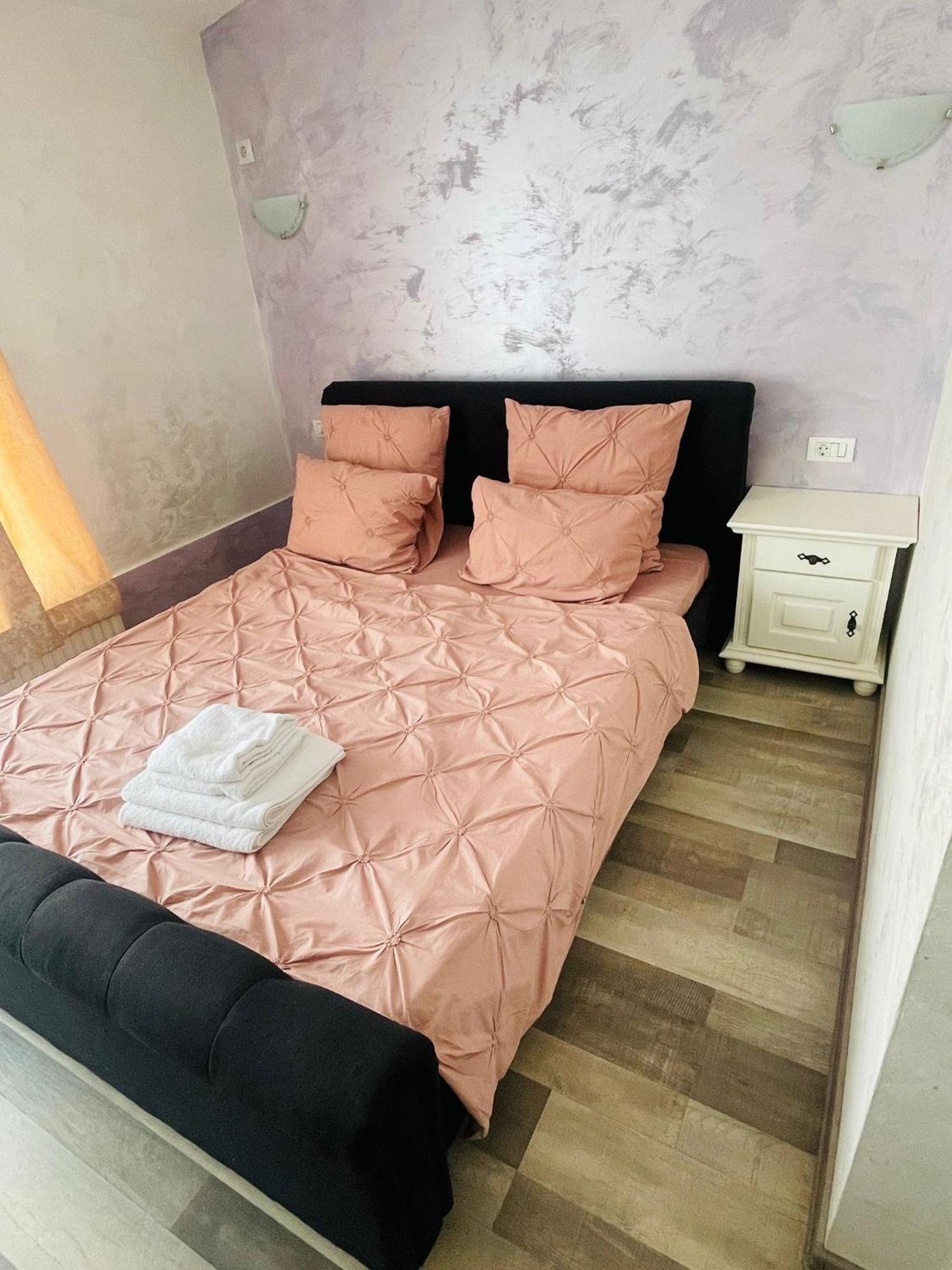Urban Suites Iasi Exteriör bild